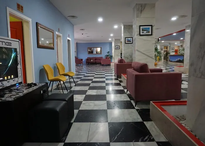 Apartament Piramides