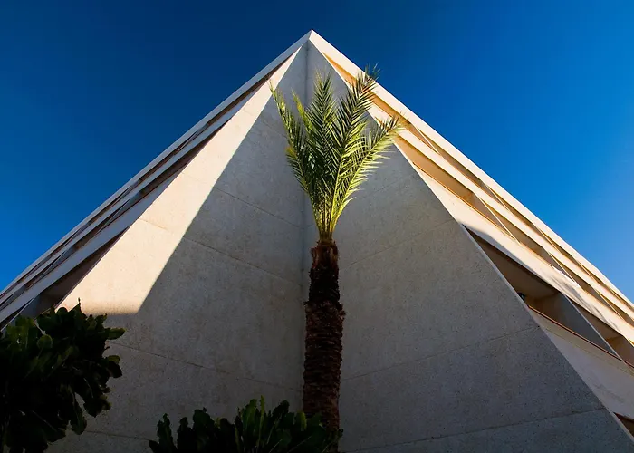 Apartament Piramides *