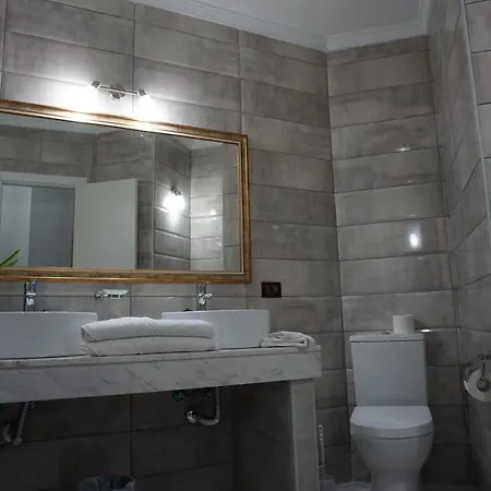 Piramides Apartman *