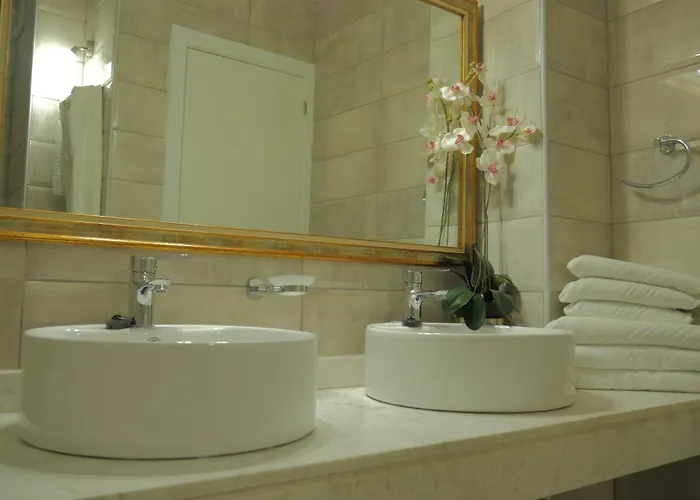 Piramides 아파트 *